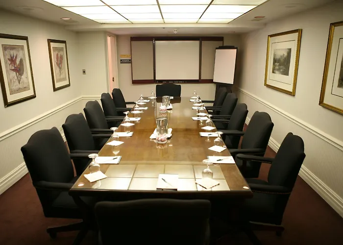 Express By Ihg 3*
