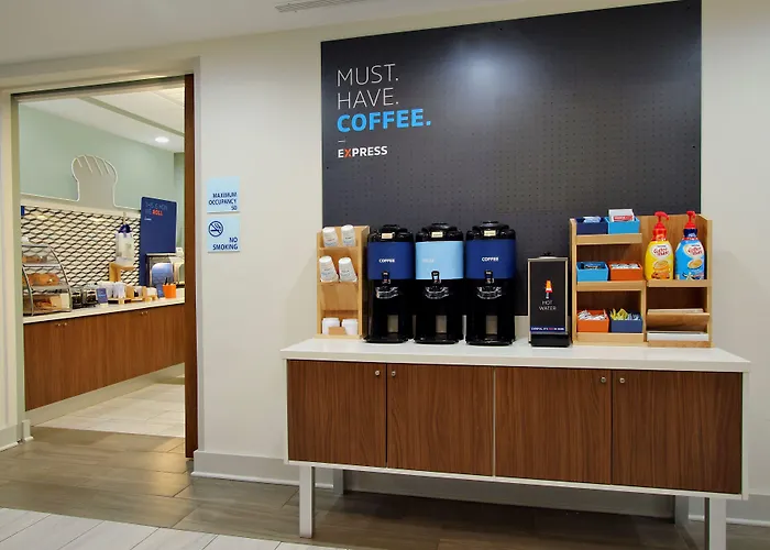 Express By Ihg 3*